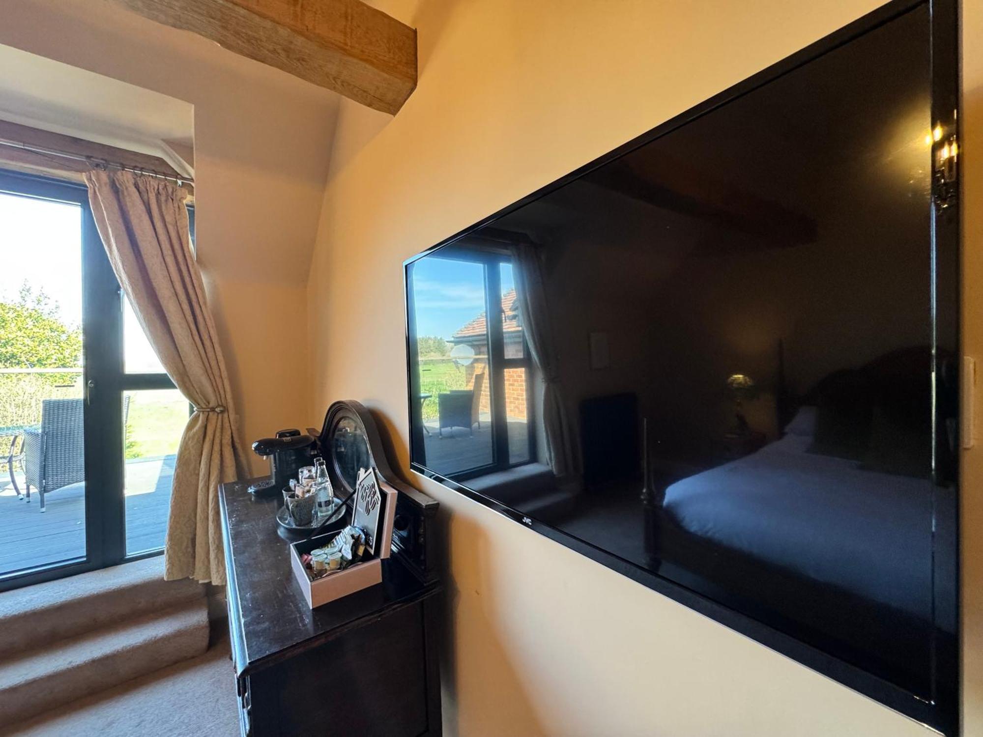 The Bowl Inn Charing Экстерьер фото